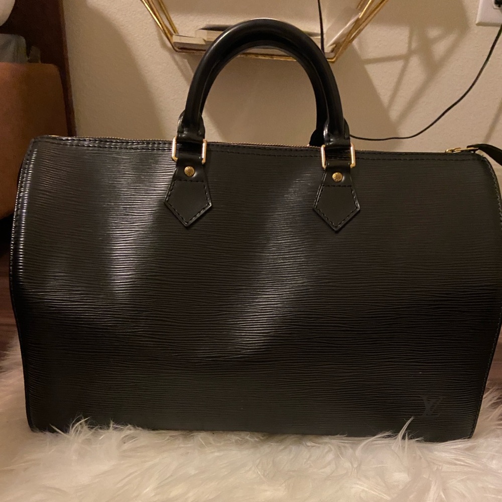 Louis Vuitton Epi Black Speedy 35